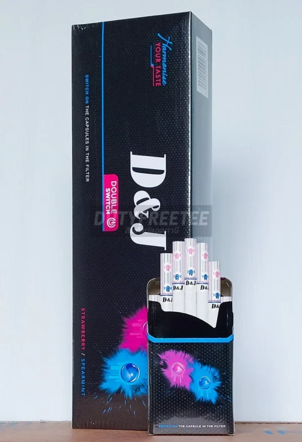 D&J Double Switch Strawberry & Spearmint 2 เม็ดบีบ